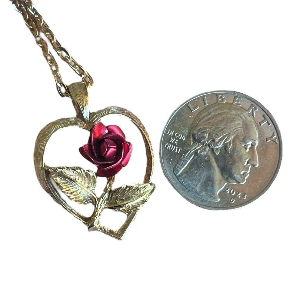 Vintage Gold Heart & Rose Pendant Necklace Romantic Whimsy - Picture 5 of 7